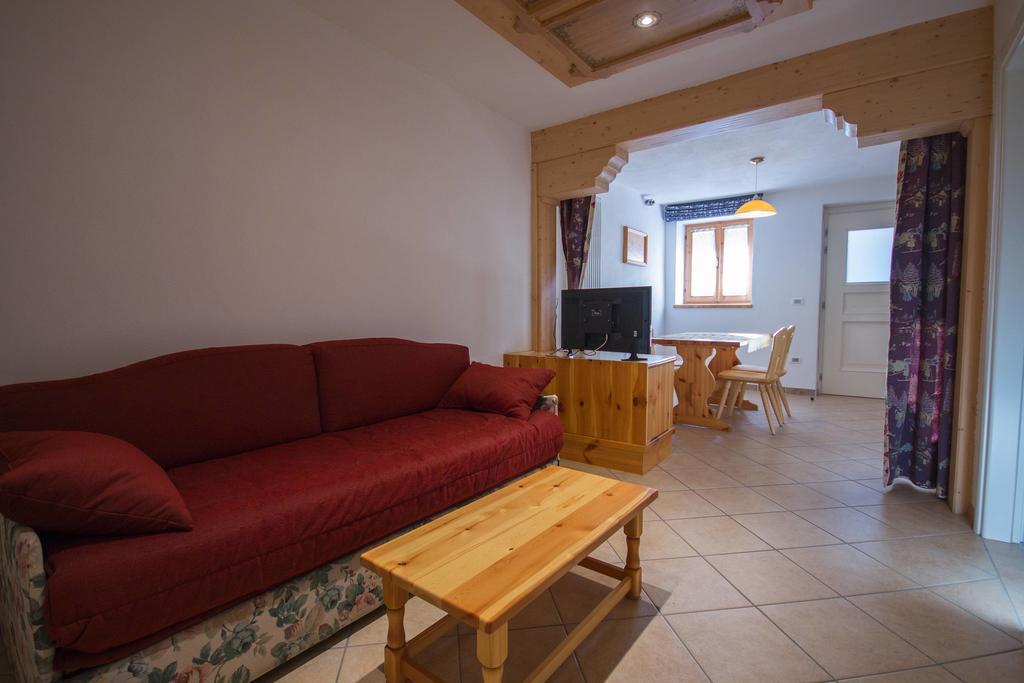Appartamenti Dolomiti Moena Zimmer foto